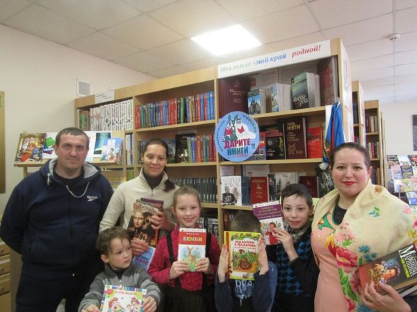 В библиотеке села Саввинская Слобода дарили книги