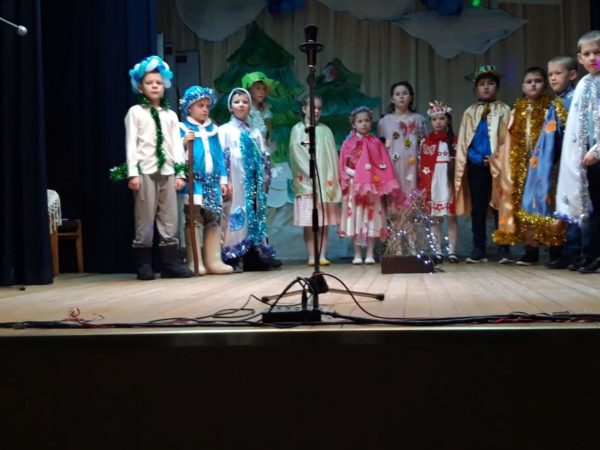 Новогоднее представление для детей в квартале Наташино