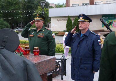 СВЕЧА ПАМЯТИ